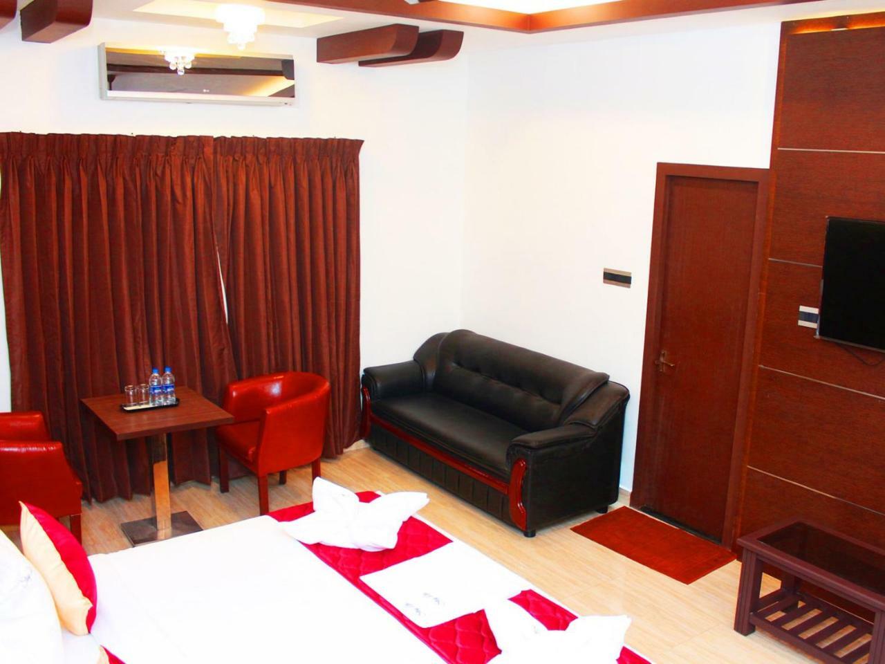 Staylite Suites Madras Buitenkant foto